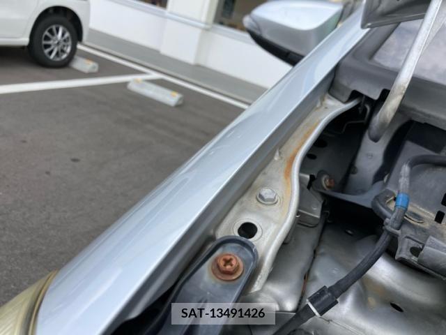 Toyota VITZ 2012-03 394867-23