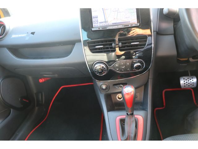 Renault LUTECIA 2014-12 20644-7