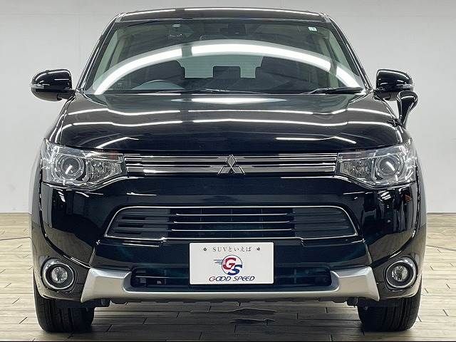 Mitsubishi OUTLANDER PHEV 2015-03 181355-11
