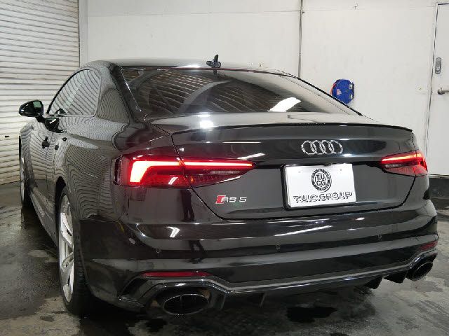 Audi RS5 2018-07 182993-2