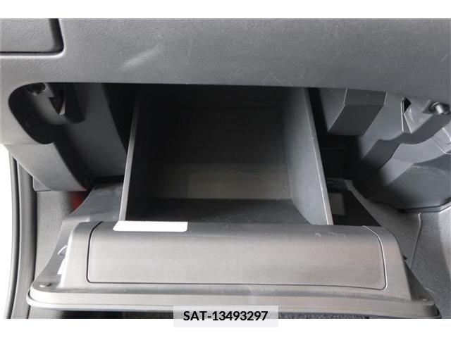 Nissan NOTE 2022-05 373247-28
