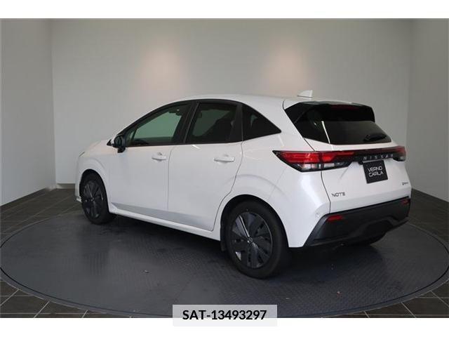 Nissan NOTE 2022-05 373247-7