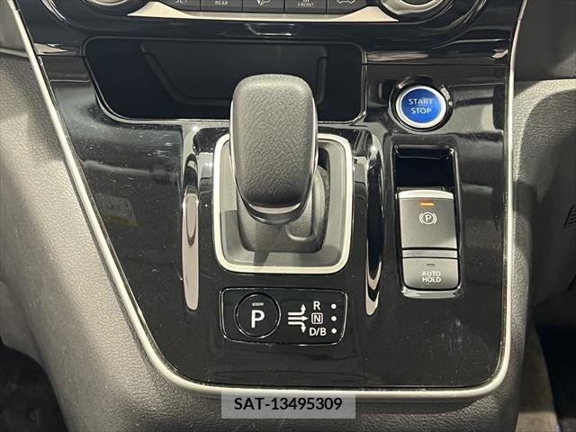 Nissan SERENA 2020-02 284246-27