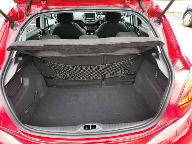 Peugeot 208 2014-01 5364-14
