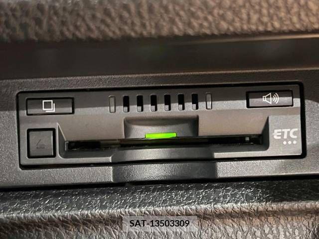 Toyota VOXY 2021-06 376910-8