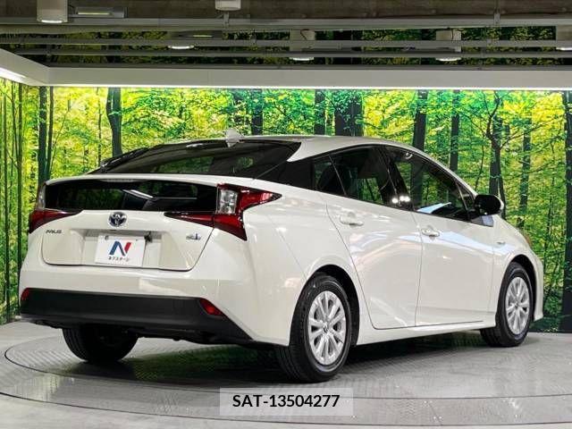 Toyota PRIUS 2019-06 378117-17