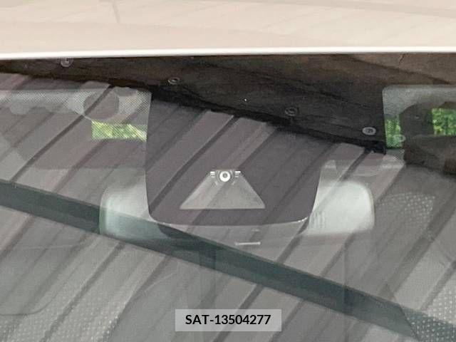 Toyota PRIUS 2019-06 378117-2
