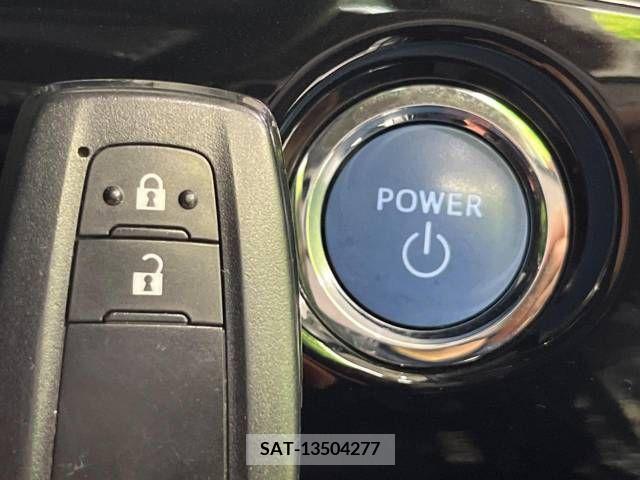 Toyota PRIUS 2019-06 378117-6