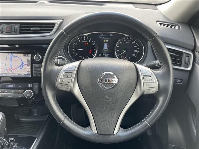 Nissan X-TRAIL 2014-10 15852-21