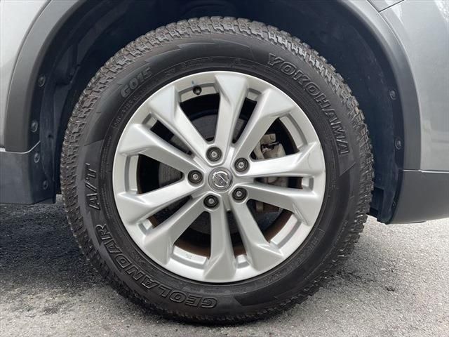 Nissan X-TRAIL 2014-10 15852-14