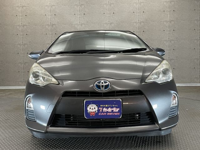 Toyota AQUA 2012-07 27586-9