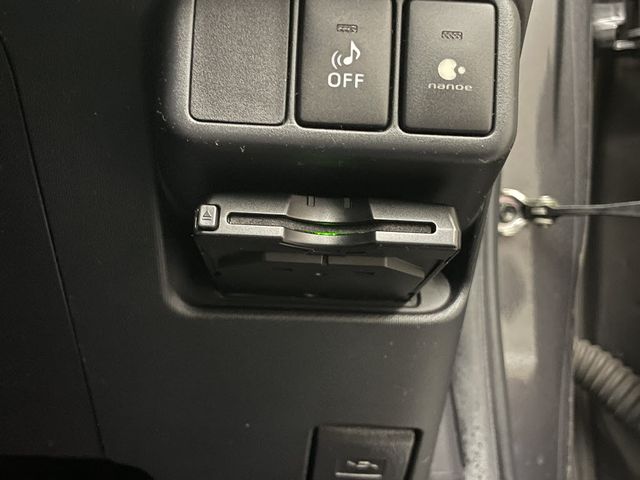 Toyota AQUA 2012-07 27586-21