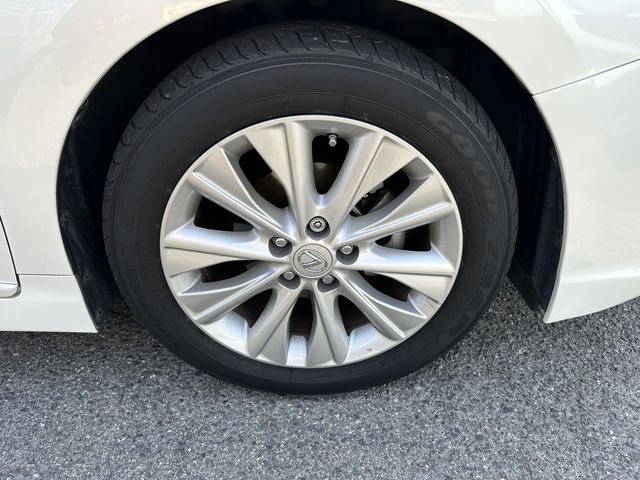 Lexus HS 2018-03 3823-24