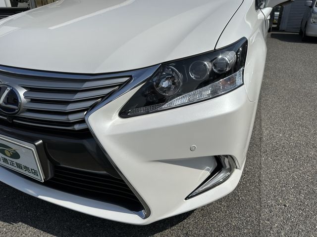 Lexus HS 2018-03 3823-12