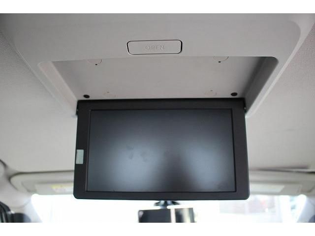 Nissan SERENA 2016-10 16377-3