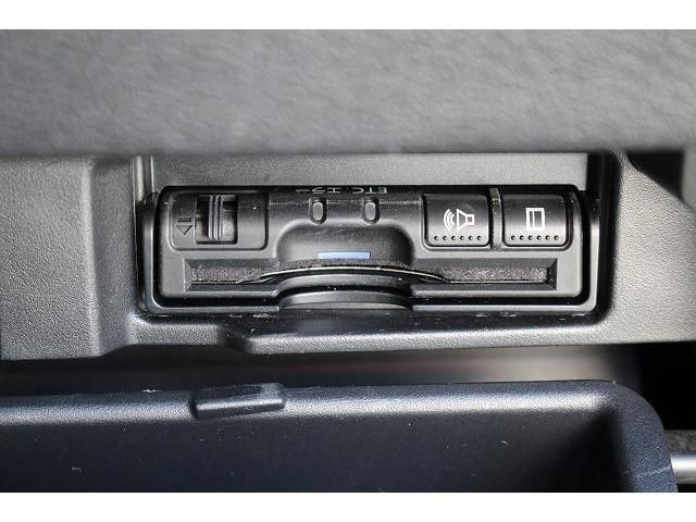 Nissan SERENA 2016-10 16377-4