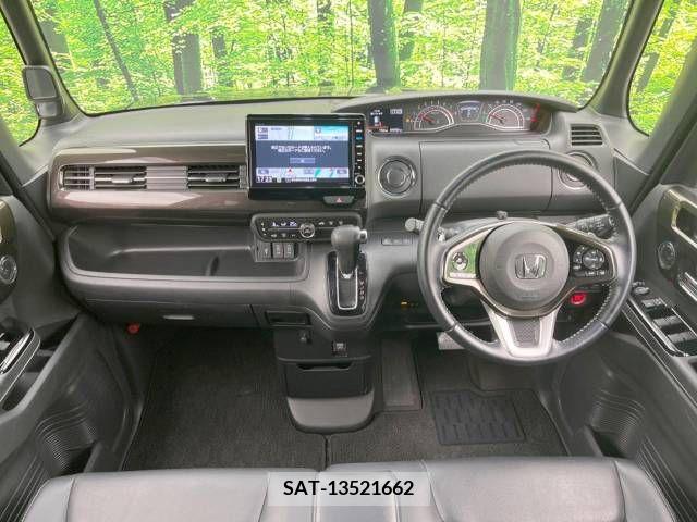Honda N BOX CUSTOM 2019-04 225226-1