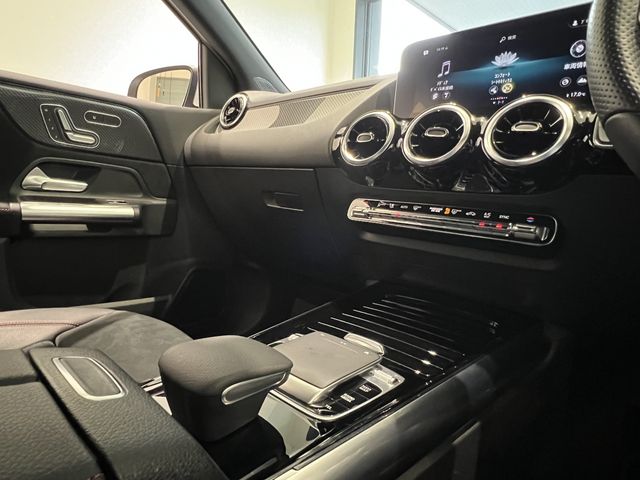 Mercedes Benz B-CLASS 2020-10 23914-9