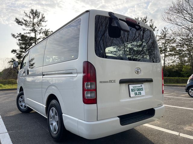Toyota REGIUSACE VAN 2013-07 3864-4