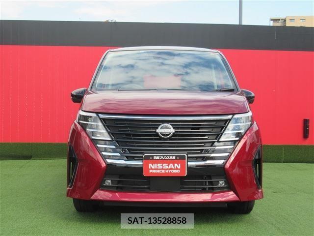Nissan SERENA 2022-12 367767-27