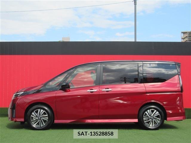 Nissan SERENA 2022-12 367767-29