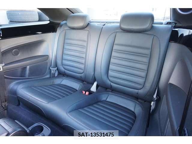 VolksWagen THE BEETLE 2012-11 209702-17