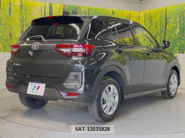 Toyota RAIZE 2023-07 354666-17