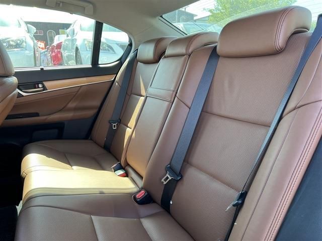 Lexus GS 2015-04 9797-19
