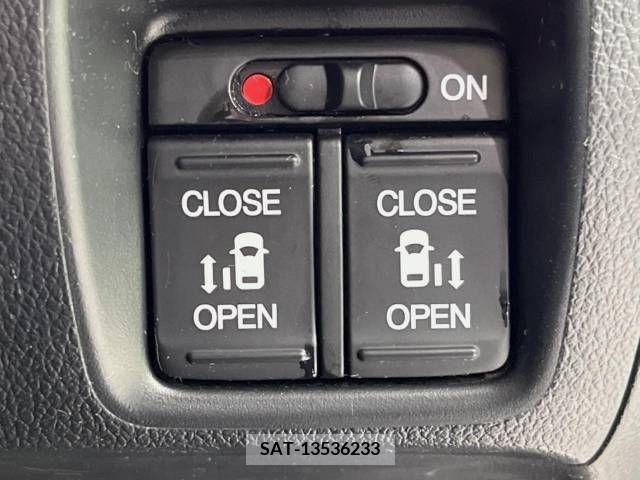 Honda N BOX CUSTOM 2015-03 306835-3