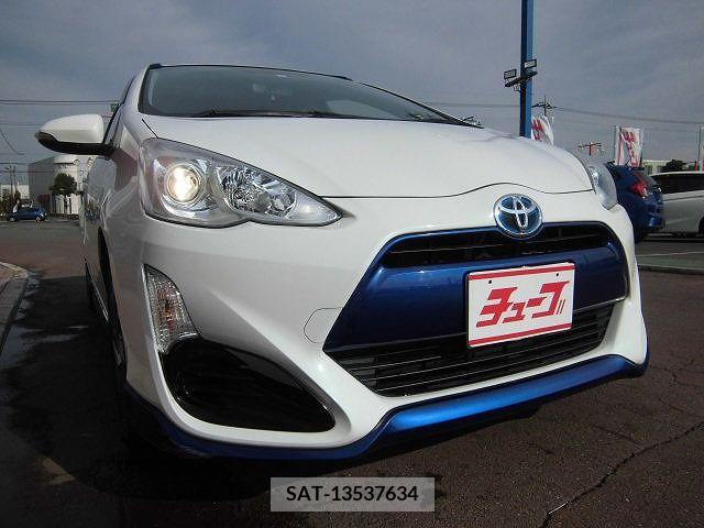 Toyota AQUA 2015-04 212497-25