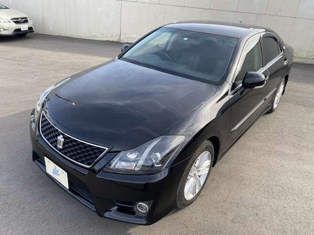 Toyota CROWN SEDAN 2012-02 21799-1