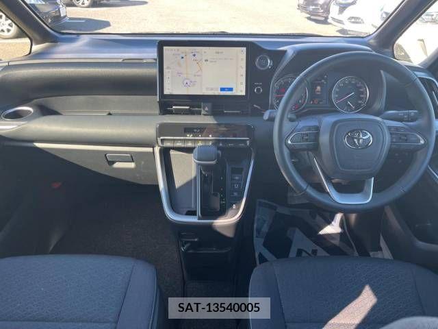 Toyota VOXY 2023-05 208085-1