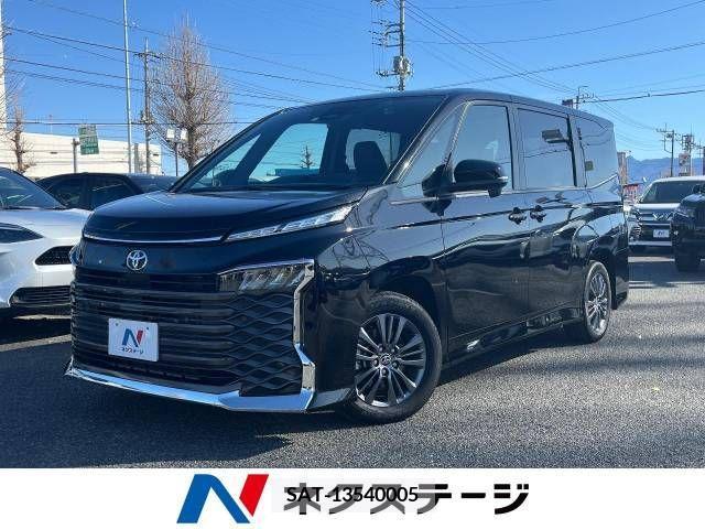 Toyota VOXY 2023-05 208085-0