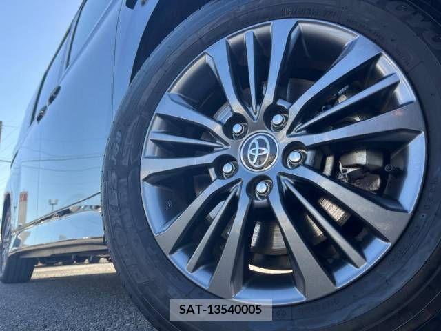 Toyota VOXY 2023-05 208085-14