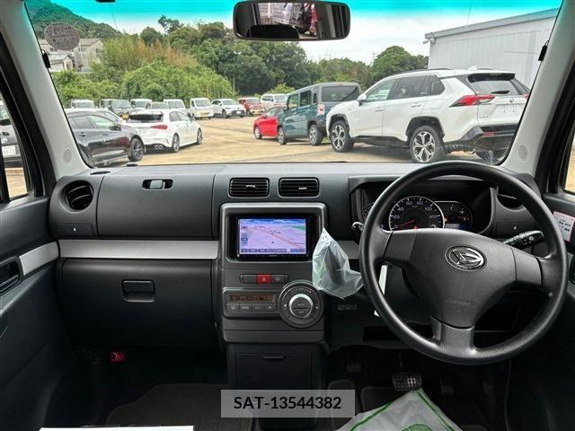 Daihatsu MOVE CONTE CUSTOM 2015-02 328071-1