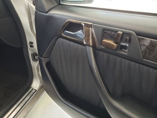 Mercedes Benz M-CLASS 1992-02 4075-21