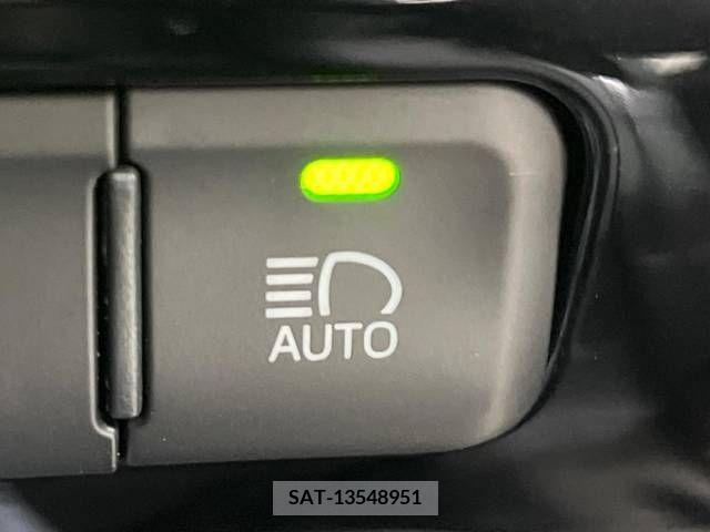 Toyota PRIUS 2017-05 282366-6