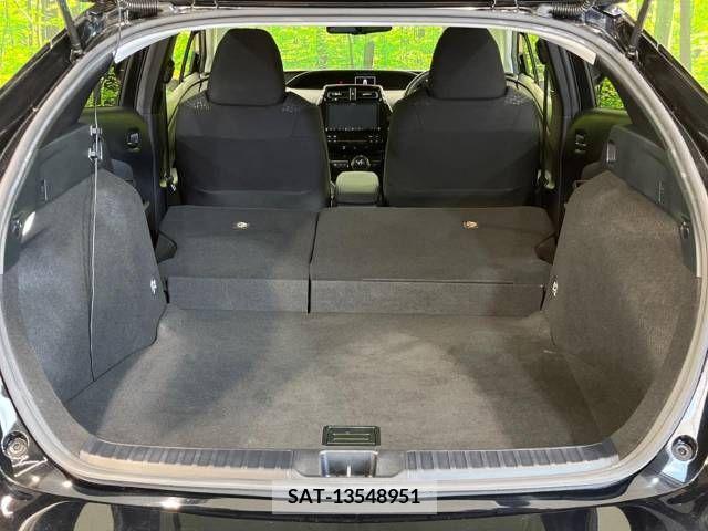 Toyota PRIUS 2017-05 282366-10