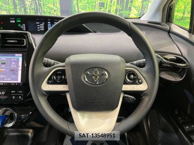 Toyota PRIUS 2017-05 282366-11