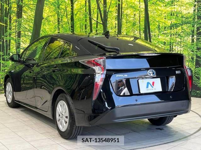 Toyota PRIUS 2017-05 282366-16
