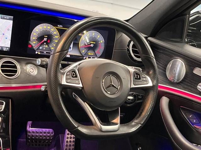 Mercedes Benz E-CLASS 2018-05 193066-11