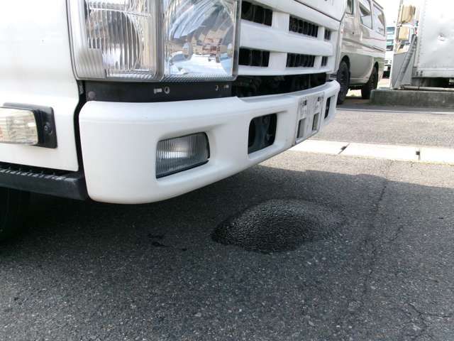 Isuzu ELF TRUCK 2013-06 6803-14