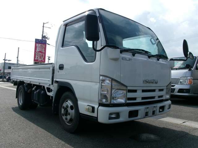 Isuzu ELF TRUCK 2013-06 6803-2