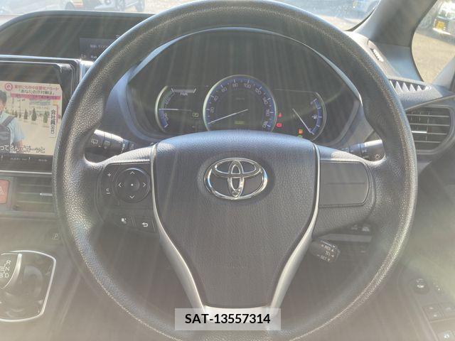 Toyota NOAH HYBRID 2014-09 347341-11