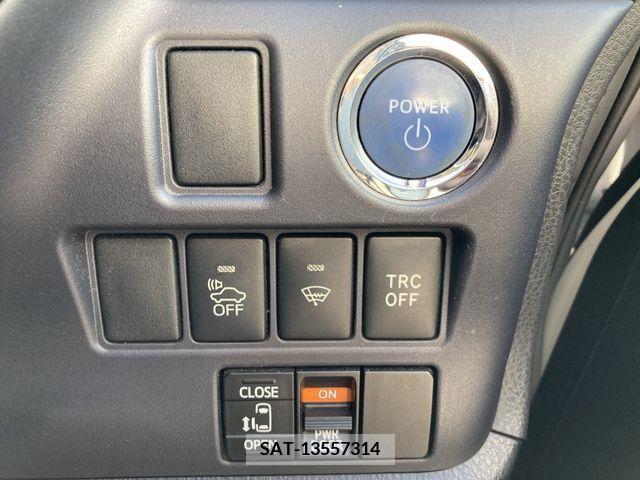 Toyota NOAH HYBRID 2014-09 347341-12