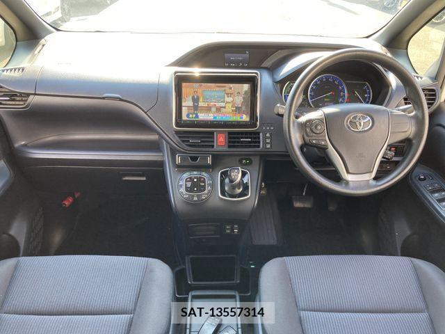 Toyota NOAH HYBRID 2014-09 347341-6