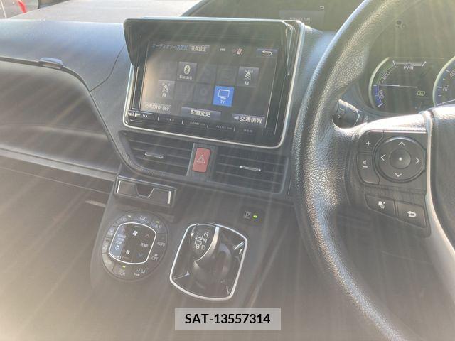 Toyota NOAH HYBRID 2014-09 347341-7