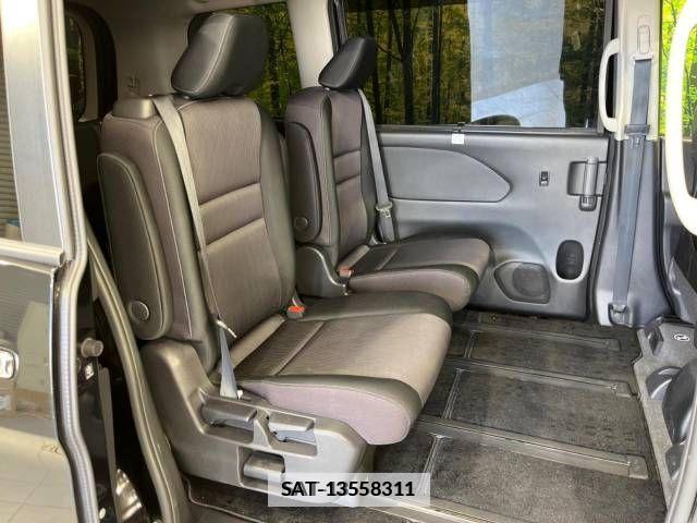 Nissan SERENA 2019-01 325007-9