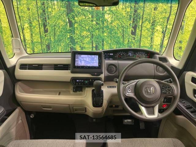 Honda N BOX 2018-06 278732-1