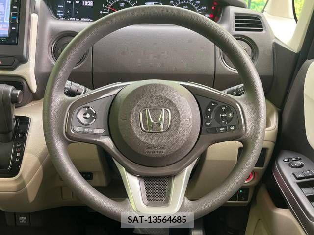 Honda N BOX 2018-06 278732-11